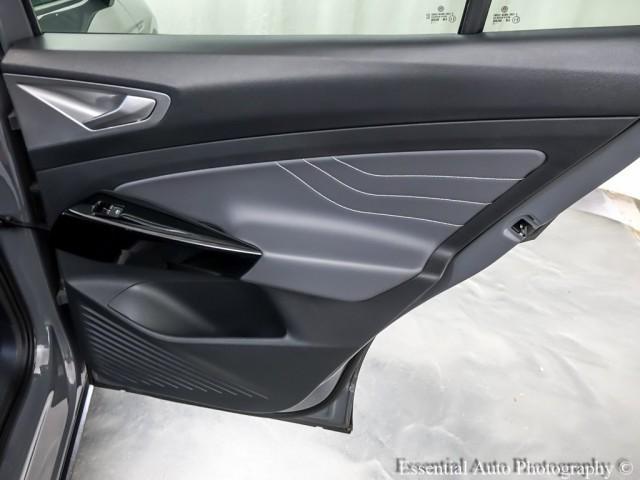 Photo of 2023 Pure Gray Volkswagen ID.4