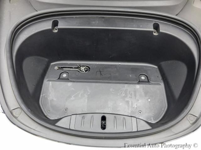 Photo of 2020 Pearl White Multi Tesla Model 3