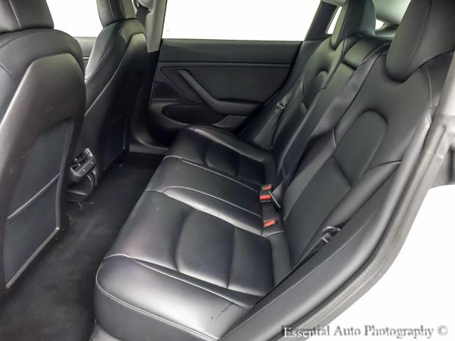 Photo of 2020 Pearl White Multi Tesla Model 3