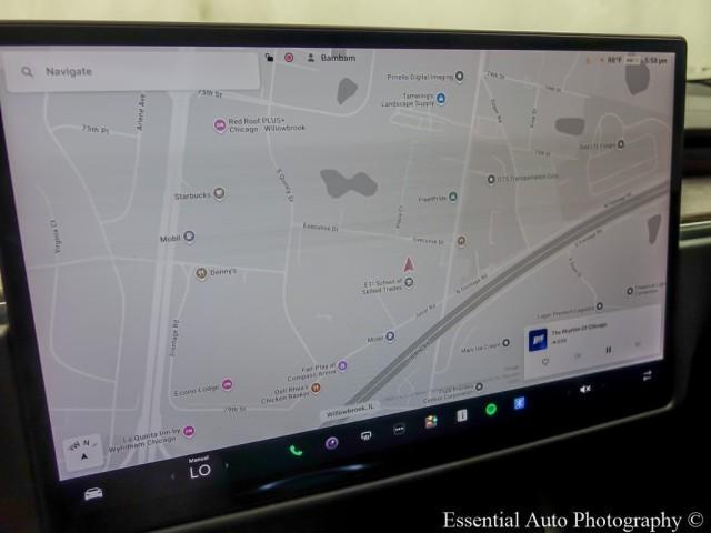 Photo of 2021 Black Tesla Model S