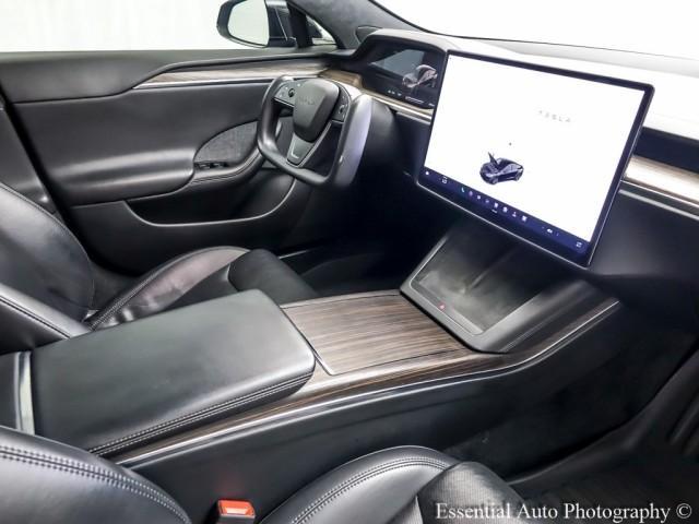 Photo of 2021 Black Tesla Model S