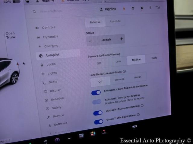 Photo of 2021 Pearl White Multi Tesla Model Y