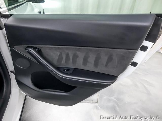 Photo of 2021 Pearl White Multi Tesla Model Y