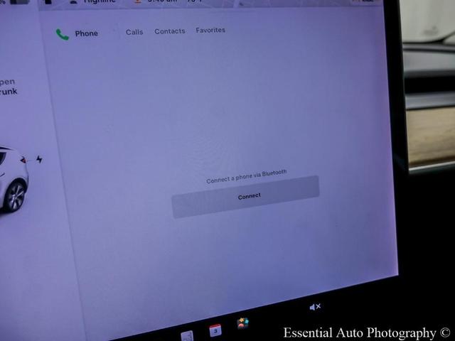 Photo of 2021 Pearl White Multi Tesla Model Y