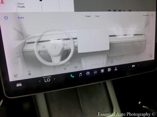 Photo of 2021 Pearl White Multi Tesla Model Y