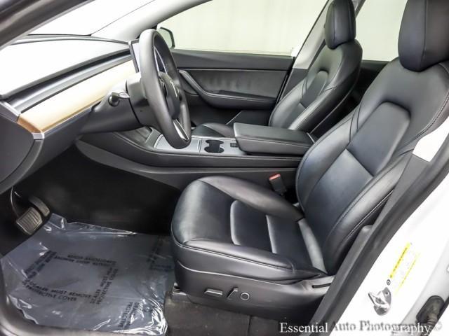 Photo of 2021 Pearl White Multi Tesla Model Y
