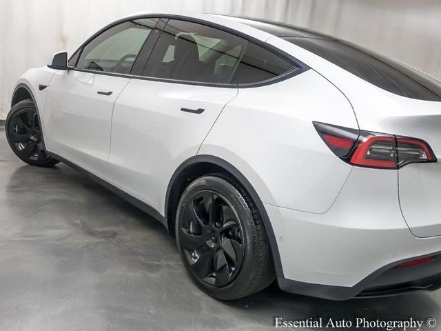 Photo of 2021 Pearl White Multi Tesla Model Y
