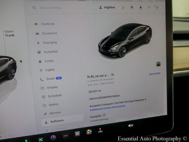 Photo of 2023 Black Tesla Model 3