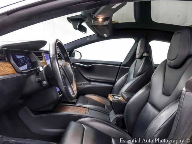 Photo of 2019 Black Tesla Model S