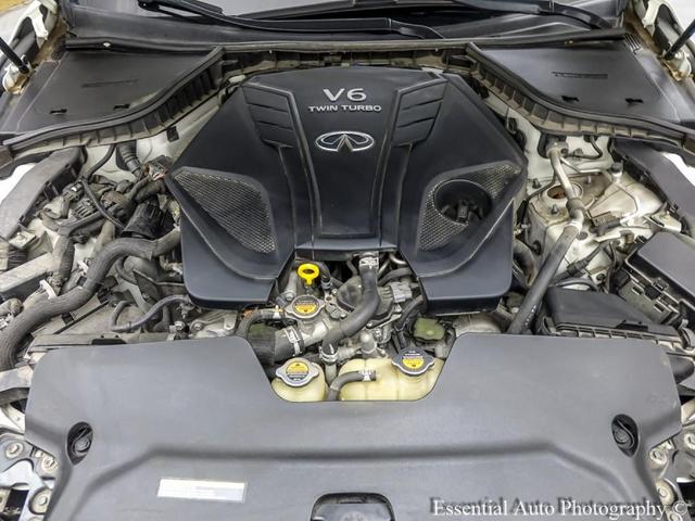Photo of 2019 Pure White INFINITI Q50