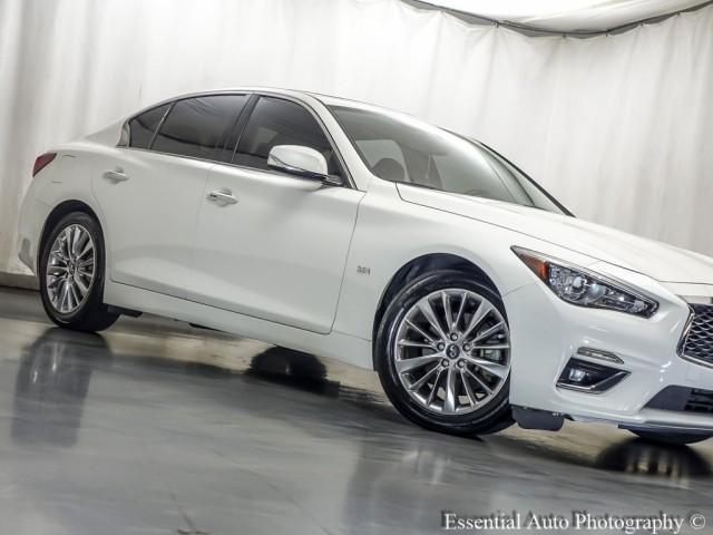 Photo of 2019 Pure White INFINITI Q50
