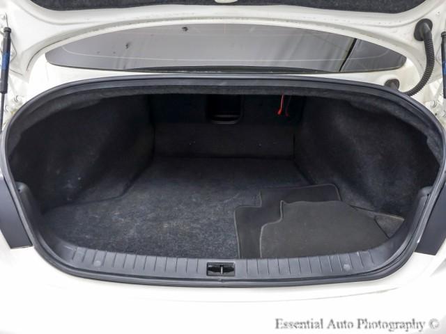 Photo of 2019 Pure White INFINITI Q50
