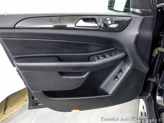 Photo of 2019 Black Mercedes-Benz GLS 450