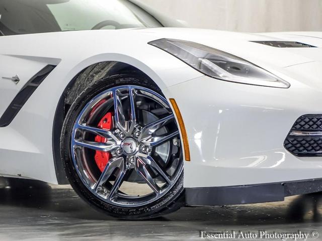 Photo of 2018 Arctic White Chevrolet Corvette