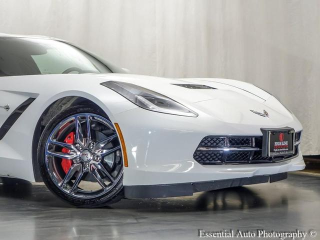 Photo of 2018 Arctic White Chevrolet Corvette