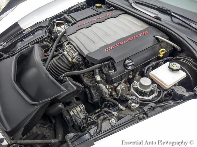 Photo of 2018 Arctic White Chevrolet Corvette