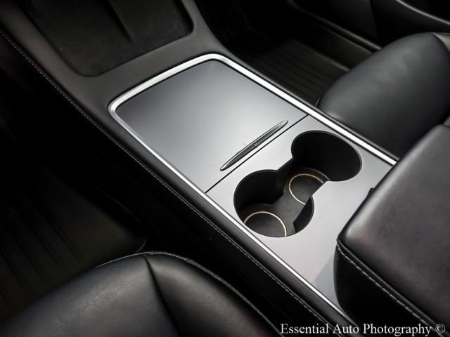 Photo of 2021 Deep Blue Metallic Tesla Model 3
