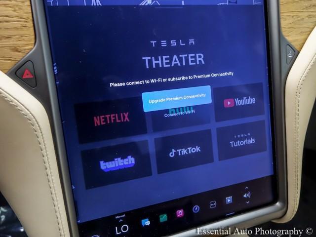 Photo of 2020 Midnight Silver Metallic Tesla Model S