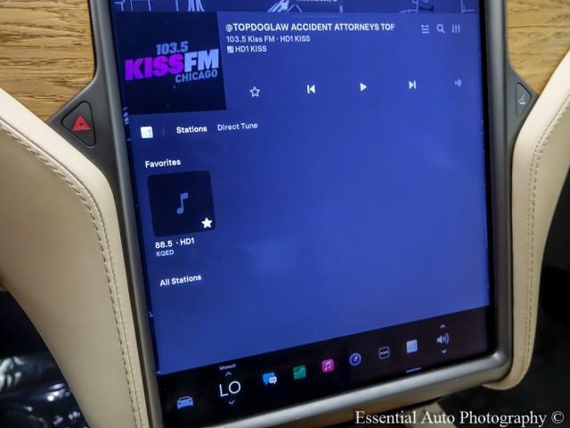Photo of 2020 Midnight Silver Metallic Tesla Model S