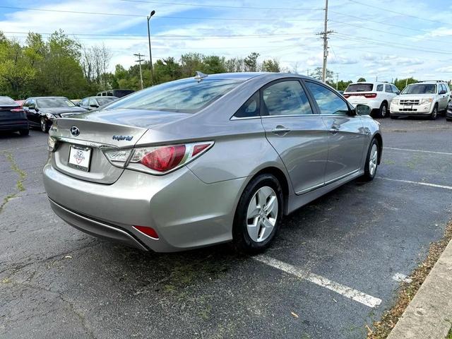 Photo of 2012 Radiant Silver Metallic Hyundai SONATA Hybrid