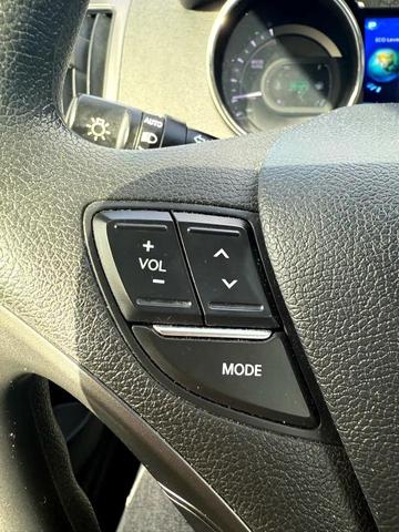 Photo of 2012 Radiant Silver Metallic Hyundai SONATA Hybrid