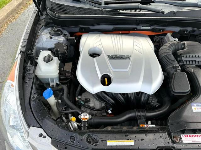 Photo of 2012 Radiant Silver Metallic Hyundai SONATA Hybrid