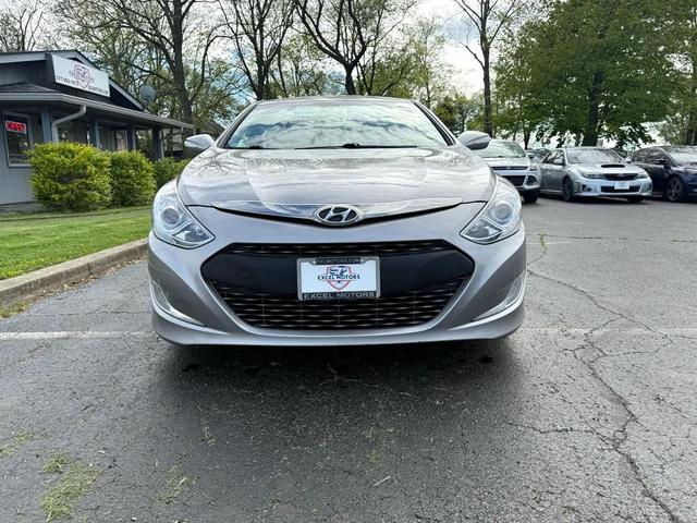Photo of 2012 Radiant Silver Metallic Hyundai SONATA Hybrid