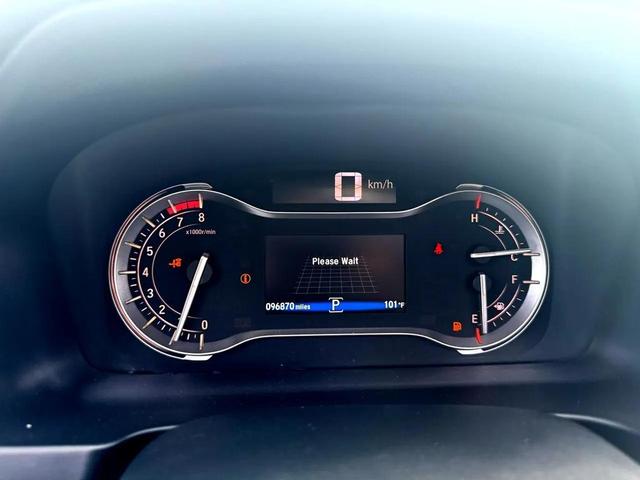 Photo of 2016 Modern Steel Metallic Honda Pilot
