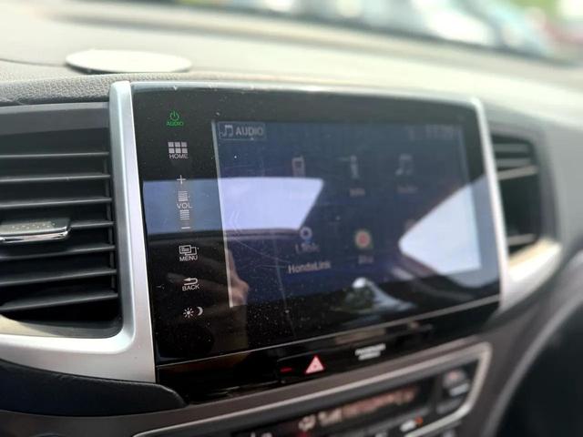Photo of 2016 Modern Steel Metallic Honda Pilot