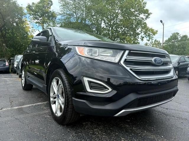 Photo of 2017 Shadow Black Ford Edge