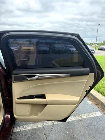 Photo of 2013 Bordeaux Reserve Ford Fusion
