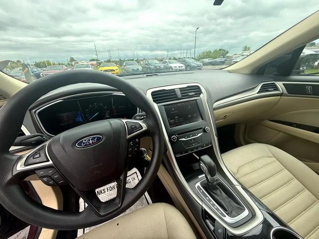 Photo of 2013 Bordeaux Reserve Ford Fusion