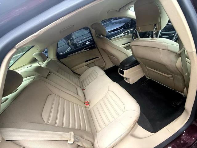 Photo of 2013 Bordeaux Reserve Ford Fusion