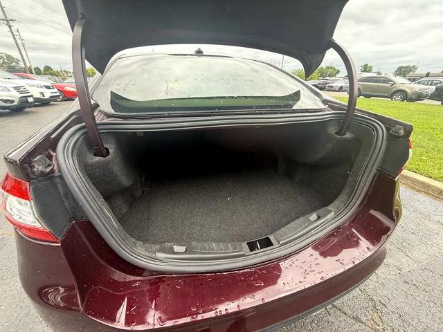 Photo of 2013 Bordeaux Reserve Ford Fusion