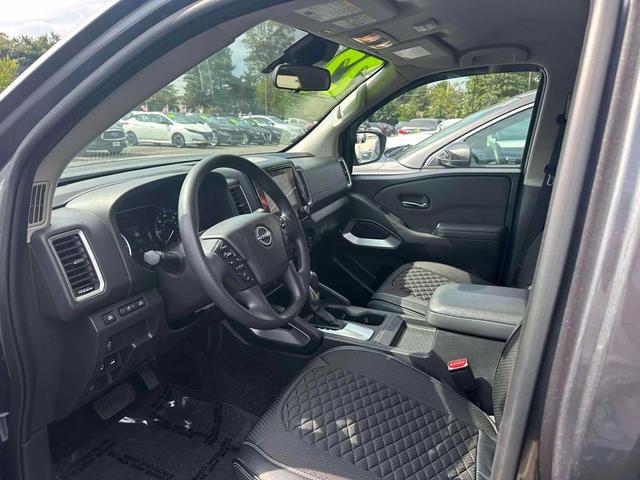 Photo of 2022 Gun Metallic Nissan Frontier