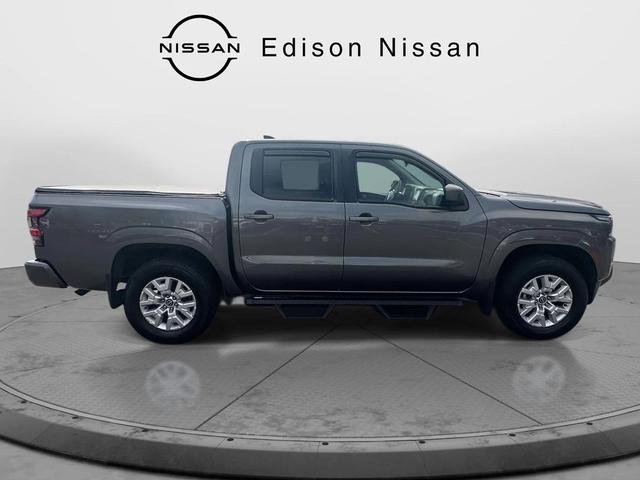 Photo of 2022 Gun Metallic Nissan Frontier