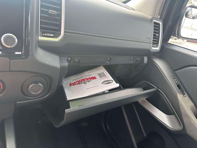Photo of 2022 Gun Metallic Nissan Frontier