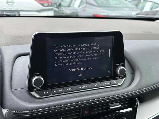 Photo of 2022 Caspian Blue Metallic Nissan Rogue