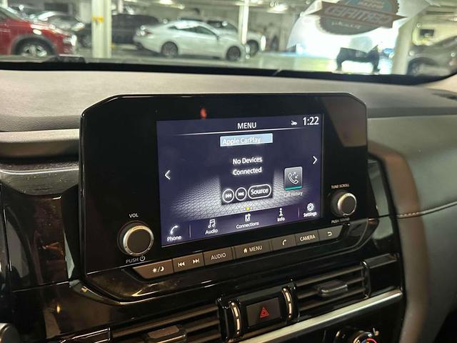 Photo of 2024 Super Black Nissan Pathfinder