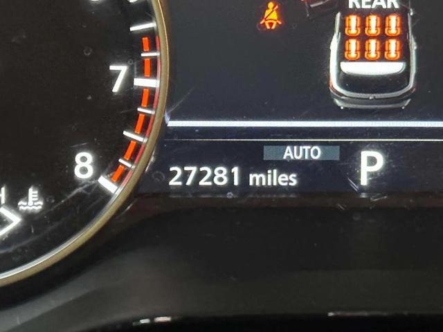 Photo of 2024 Super Black Nissan Pathfinder