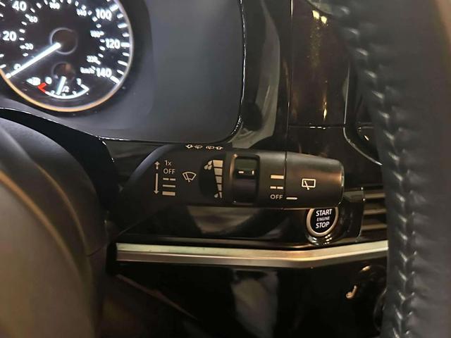 Photo of 2024 Super Black Nissan Pathfinder