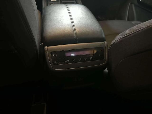 Photo of 2024 Super Black Nissan Pathfinder