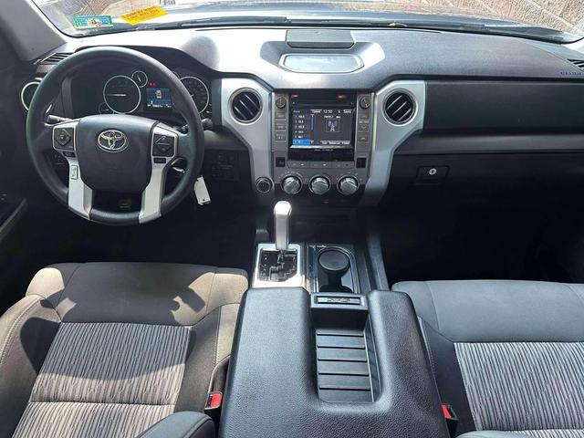 Photo of 2017 Magnetic Gray Metallic Toyota Tundra