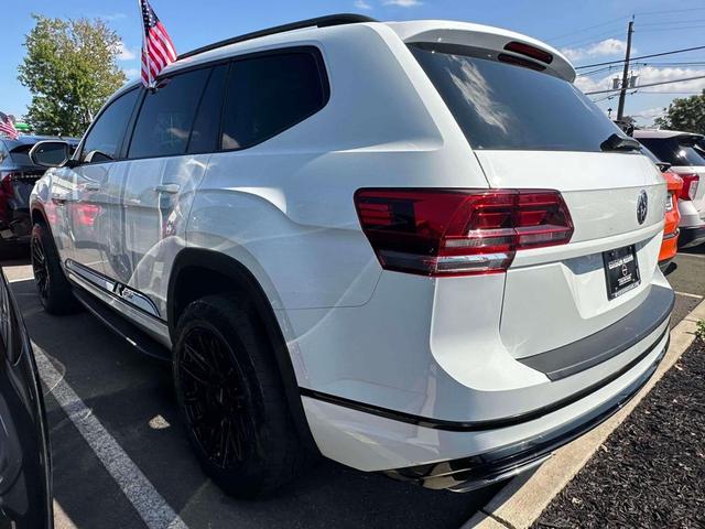 Photo of 2019 Pure White Volkswagen Atlas