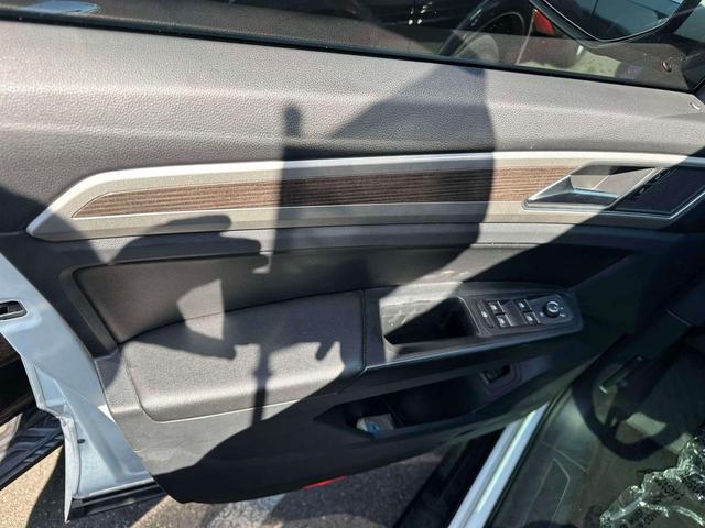 Photo of 2019 Pure White Volkswagen Atlas