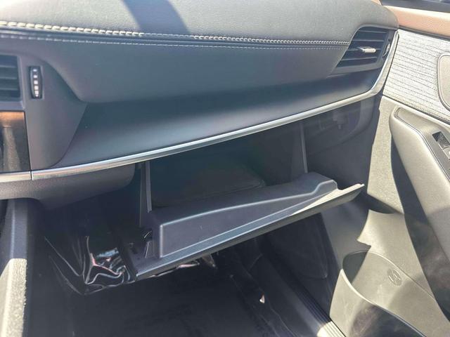 Photo of 2023 Gun Metallic Nissan Rogue