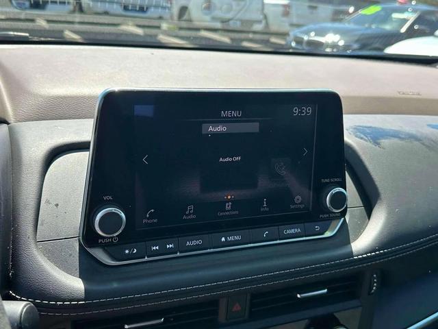 Photo of 2023 Caspian Blue Metallic Nissan Rogue
