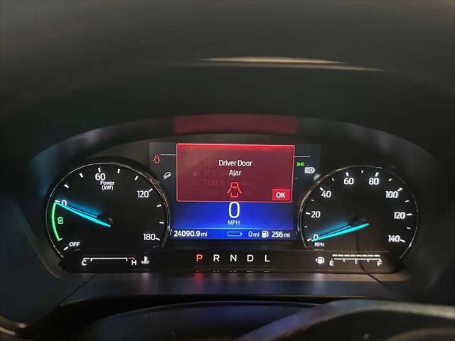 Photo of 2022 Rapid Red Metallic Tinted Clearcoat Ford Escape