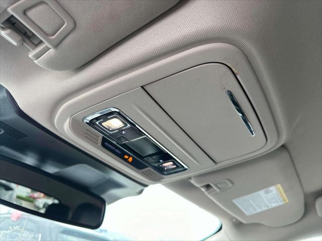 Photo of 2023 Silver Radiance Metallic Clearcoat Lincoln Corsair