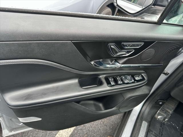 Photo of 2023 Silver Radiance Metallic Clearcoat Lincoln Corsair
